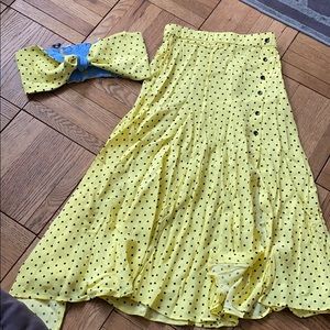 Never worn yellow and black polkadot skirt set
